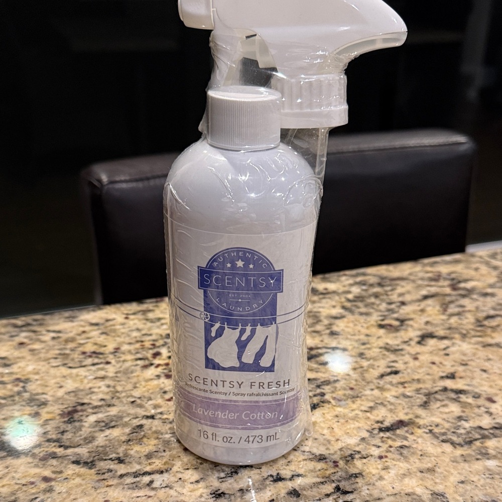 Scentsy Fresh Lavender Cotton Spray Bottle